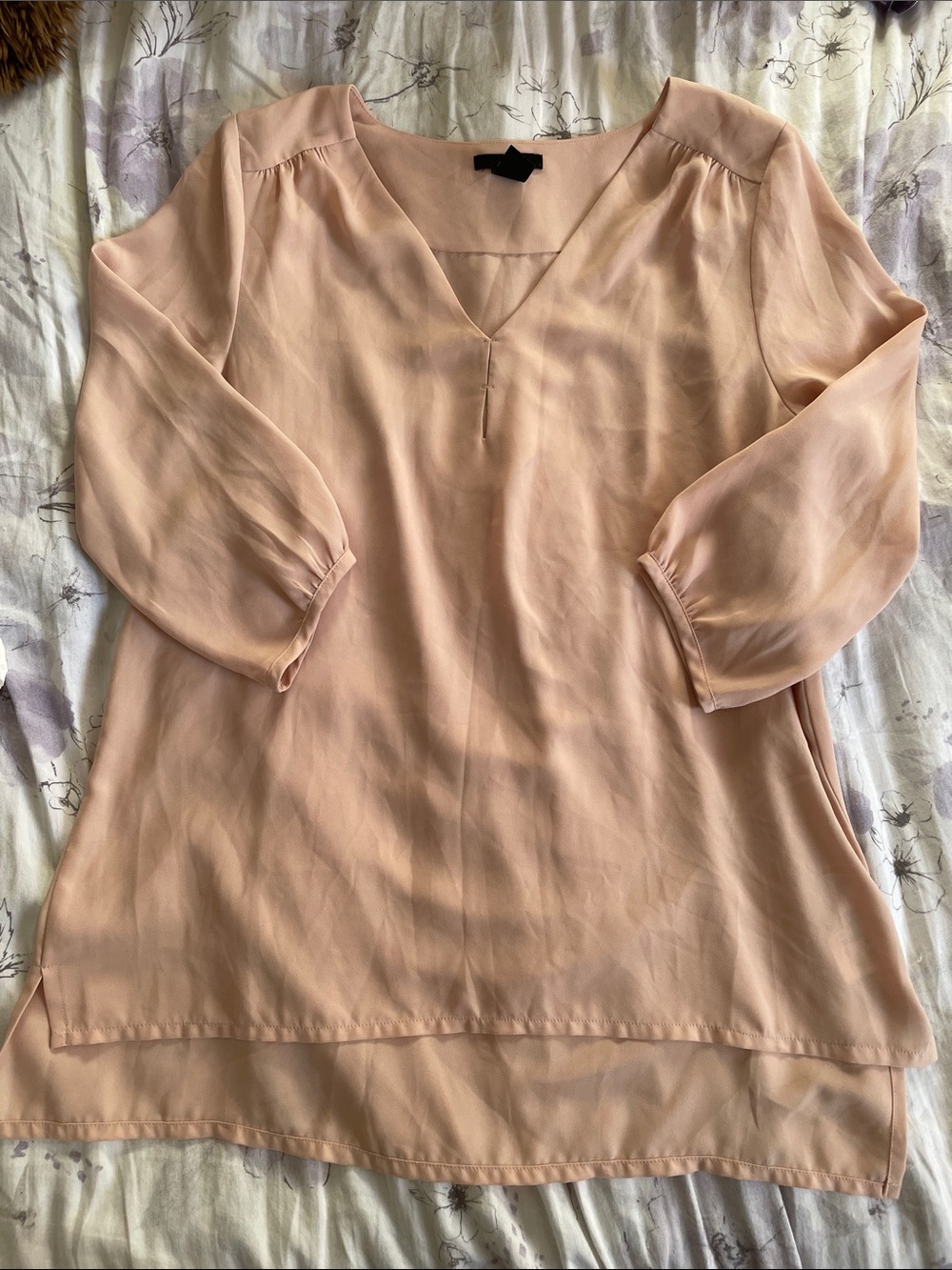 H&M Light Blush V-Neck Tunic Top - Elegant Everyday Layer